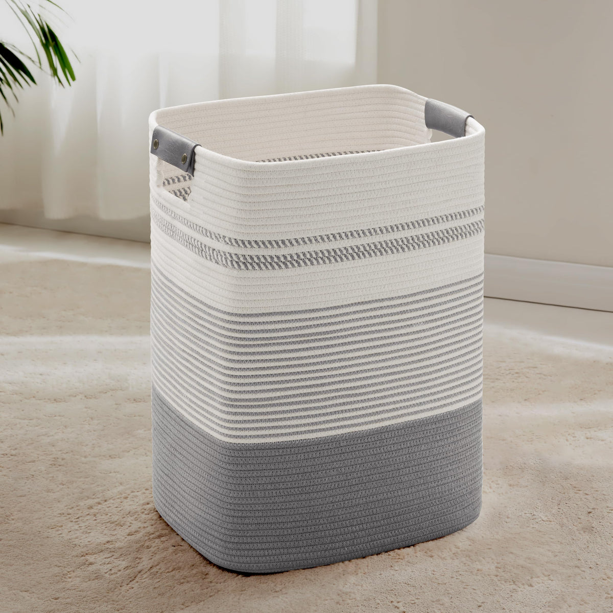 72L Large Woven Laundry Basket Hamper with Leather Handles,Brown