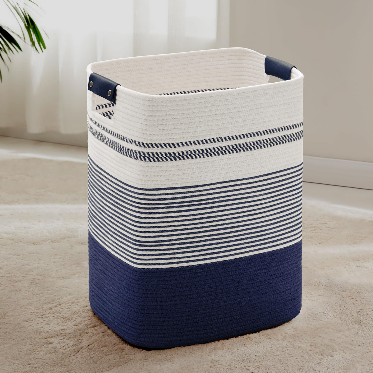 72L Large Woven Laundry Basket Hamper with Leather Handles,Brown