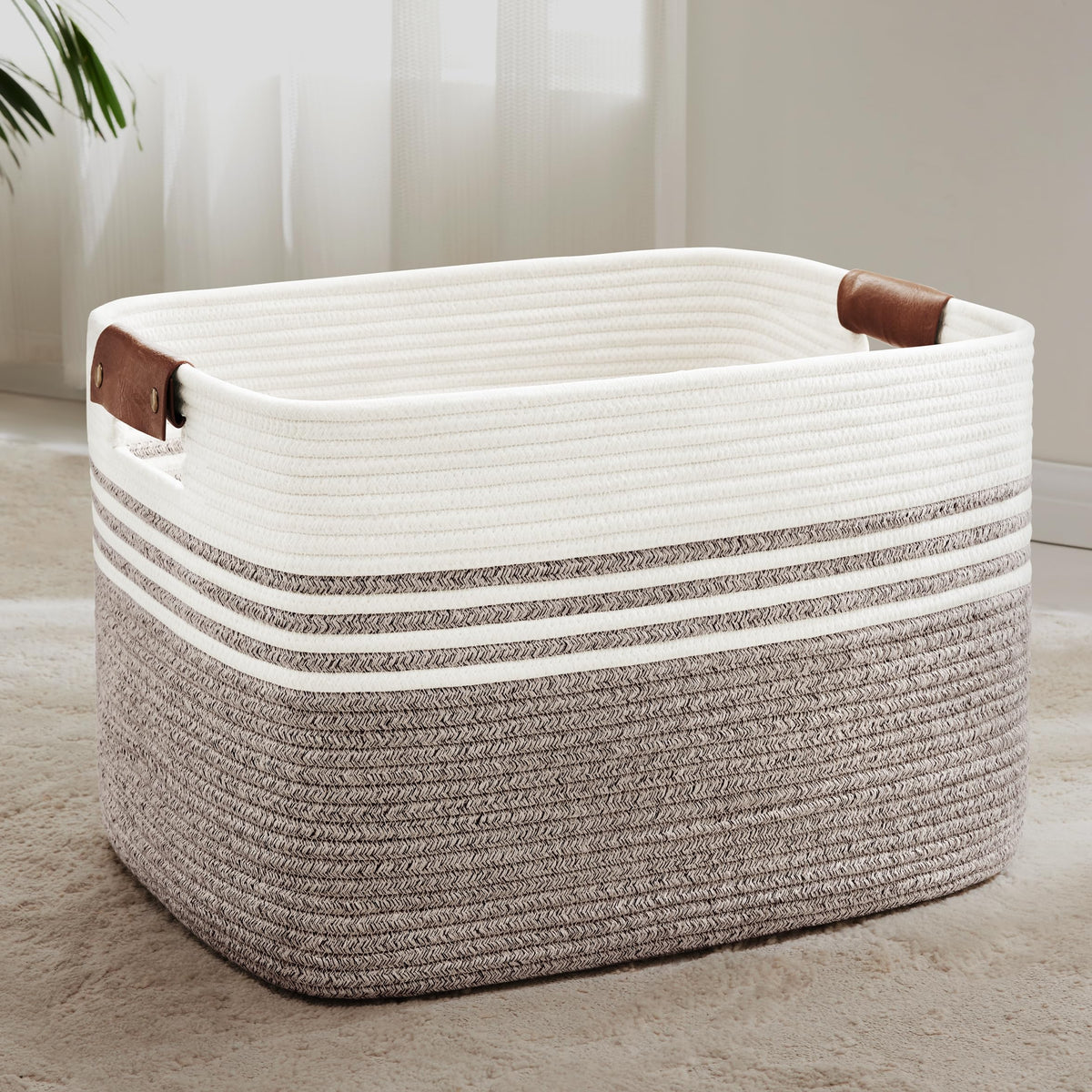72L Large Woven Laundry Basket Hamper with Leather Handles,Brown