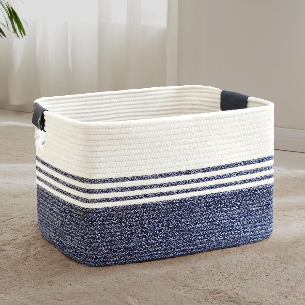 72L Large Woven Laundry Basket Hamper with Leather Handles,Brown