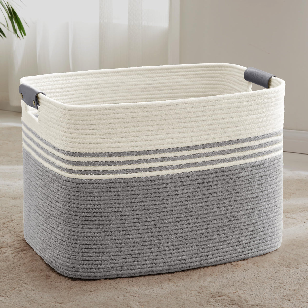 72L Large Woven Laundry Basket Hamper with Leather Handles,Brown